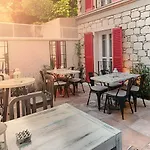 Petite Boutique 4* Кешме