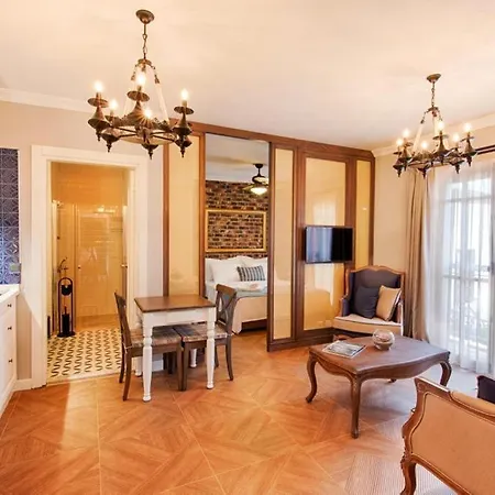 Petite Boutique Çeşme