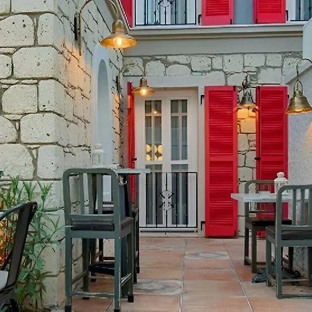Petite Boutique 4* Кешме