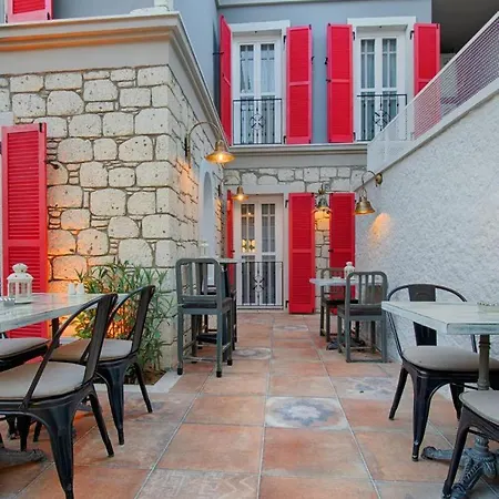 Petite Boutique 4* Ildiri