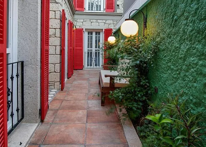 Petite Boutique Szálloda 4*